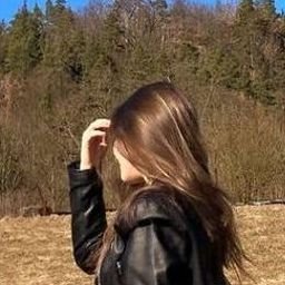 Orfloodir7329's profile picture. 