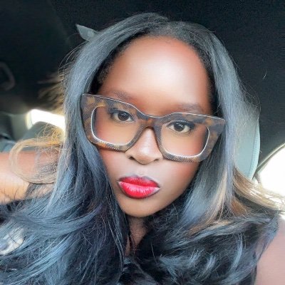 creative. visionary. story teller. world traveler. lover. 🇭🇹
