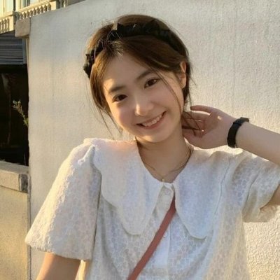 ScarlettB54671's profile picture. 