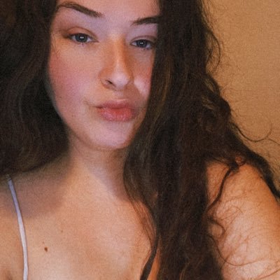 ⬇️“NSFW muse 💋 | Turning fantasies into reality⬇️” https://t.co/aiyelN2269