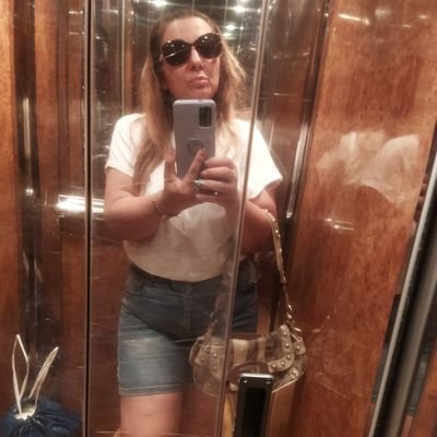 Nocturnal ακαουντ!
Ιέρεια της salsa💃,Ζήνα των ταχυμεταφορων. #team_sokolates #team_hemo