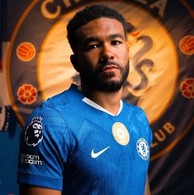 helmeted.chief😉||BLESSED || CFCB💙🤍🖤|| r-c-k-m-p || LB,RB & Wing Enthusiast of the Chels Family || KTBFFH UTC