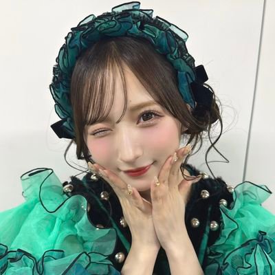 BABYMETAL 福原遥 ラルク HYDE
B’z SID
DIR EN GREY V系 YOASOBI あのちゃんやまもとひかるAooo CANDY TUNE 小川奈々子