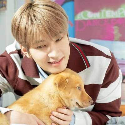 letmesl3eppls's profile picture. 