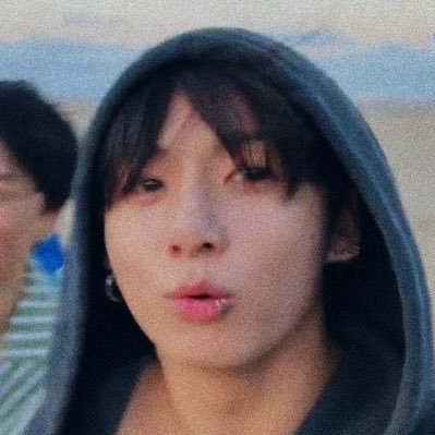 “being with me requires some patience” ||firstkhaotung || biggest ray protector || army || jikooker || your fellow angsty editor || kissy face lover @poutykoomi