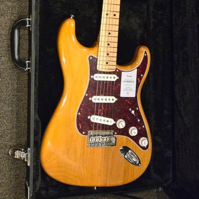 中/英/日
CH/EN/JP
日本語勉強中...(N5)
YOASOBIとZUTOMAYO好きです❤️
BASSとGuitarが初心者です
コミュニケーションへようこそ
日本に旅行したいです!!!