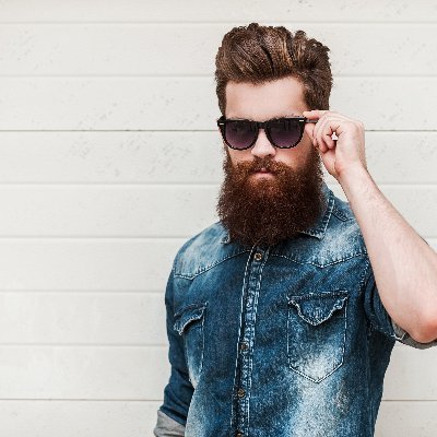 Maxivucas's profile picture. To exist is to change, to change is to mature, to mature is to go on creating oneself endlessly.