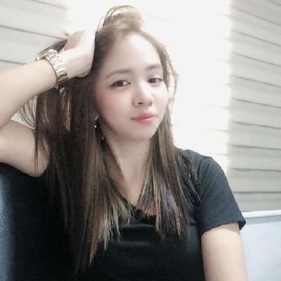 chrestyne's profile picture. 