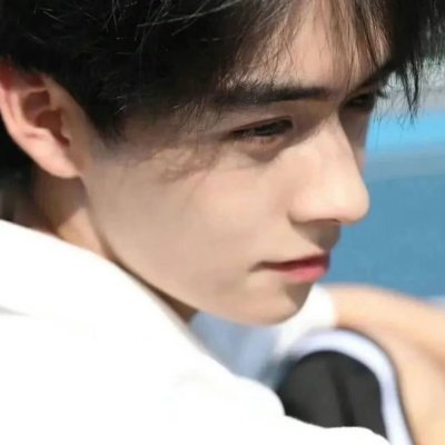 MeeeRuuuuuuu's profile picture. 