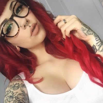DM ONLY FOR SEXING MEETUP, GOT HIT FREAKY VIDEOS THAT WILL MAKE YOU CUM RN TEXT ME ON ZANGI 1026521544