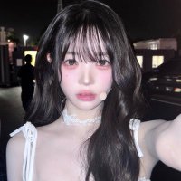 하원 (@m1rommm) 's Twitter Profile