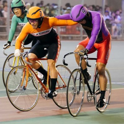 365日競輪やってます。 脇本雄太 犬伏湧也 大川龍二 山本勝利 布居大地 坂田康季 藤原俊太郎そこら辺主に応援しとる