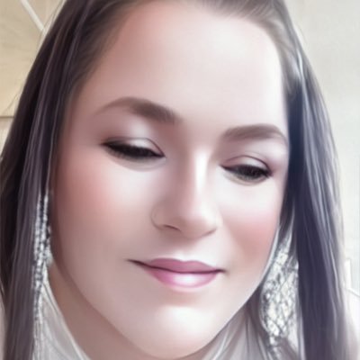 Funny loves a laugh and also loves singing likes to be called Lizzie