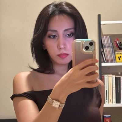 burumeys's profile picture. 