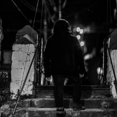 EurusJaeger's profile picture. Hecho de whisky y malas decisiones. Absurdista. Psicólogo. Biólogo. Fotógrafo. Autista. Y otras cosas que no vale la pena mencionar.