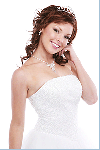 Perths best range of Bridal,Bridesmaids and Ball gowns. Come in and experience the best customer service in town.