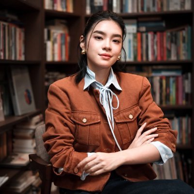 CherrSicc's profile picture. Busy