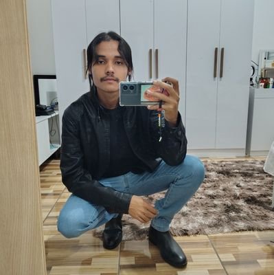 se eu continuar vivo até lá, vou fazer umas previsões de tempo, e também vou comentar de wwe as vezes