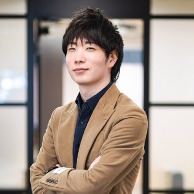 新卒ジーニー→取締役→アクシス取締役COO/マネディクCEO
◆組織規模60名から1000名超え、グロース上場の経験を元に、『書籍/研修等の一般論だけでは解決できない、