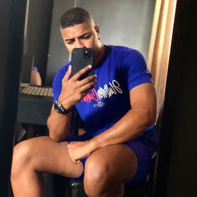 Hijo de mami🤍 Novio de mi gordito🤍
Periodista cuando me da la gana ⌨️
IG: soycesarcdx