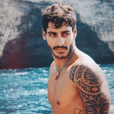 22🤍 | Life is like a box of chocolates. You never know what you're gonna get💝🍫 | Italian girl🔥🇮🇹 | #Javi7 🐻❤️
