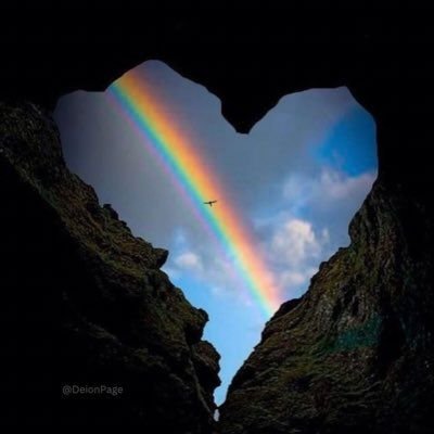 loveguruvibes's profile picture. 💡 Daily mindset gems
❤️ Love & life lessons
🌱 Positivity that fuels growth
Your dose of vibes starts here ✨ #MindsetMatters