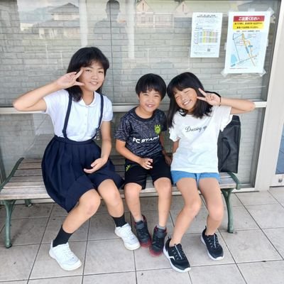 巨人(同郷の浅野君推し)、オリックス(母校出身の東山君と新人時から茶野君推し)ファン。
落語、映画も好きです。
香川県立丸亀高等学校卒、東北大学経済学部経営学科卒