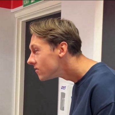 MFC_Blah's profile picture. 19, Avid Abdoulaye Kanye Lover