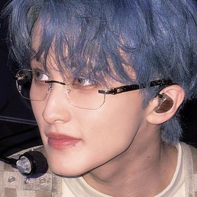 For Mark Lee, Rem ♡
ʏᴏᴜ ᴄᴀɴ ꜰɪɴᴅ ᴍʏ ᴇᴅɪᴛꜱ ʜᴇʀᴇ @accessforaxis82 🌙
kinda ia due to work