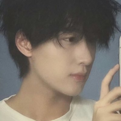 지금 행복하게 살고 있어❌follow❌