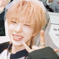 𝒜my | VIU O SKZ (@amyleebit) 's Twitter Profile