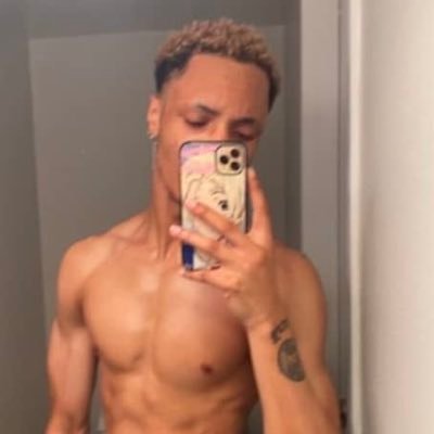 Davidjason263's profile picture. proudly gay🏳️‍🌈🏳️‍🌈
