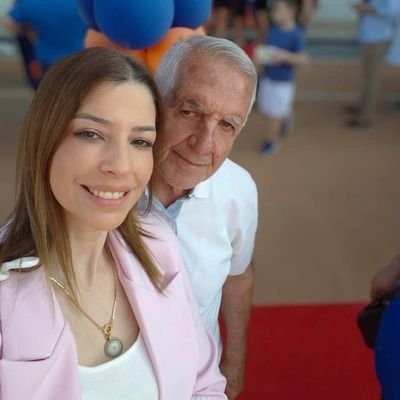 Ne mutlu Türküm diyene! 🇹🇷 ÇEK üyesi ,
İnşaat Müh. 🖤🤍 💍👧🐈 Dm❌
https://t.co/AoMsJtxUdu,
@Annembirtanem