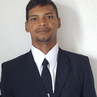 Acreditar sempre, desistir nunca, caminhos tem vários, mas nem todos nos leva ao destino certo.Jesus Cristo o único e verdadeiro caminho.