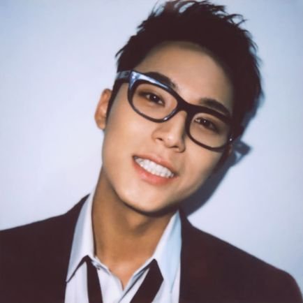https://t.co/Z5tYiLvGJ3 1997's Boy from 𝐒𝐄𝐕𝐄𝐍𝐓𝐄𝐄𝐍, 𝐊𝐢𝐦 𝐌𝐢𝐧𝐠𝐲𝐮.