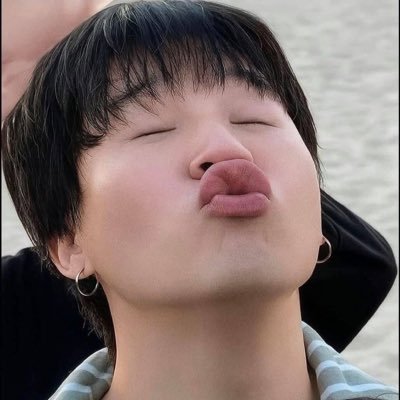 BTS grubundan Park Jimin için açılmış ilk Türk hayran sayfası (03/11/2018) Member of @JiminGlobal | Fan Account