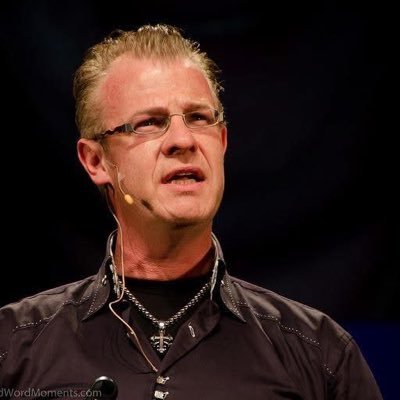 I am a neurosurgeon on a mission to create health from disease by decentralized thinking & BTC! Bitcoin pleb decade club in exile