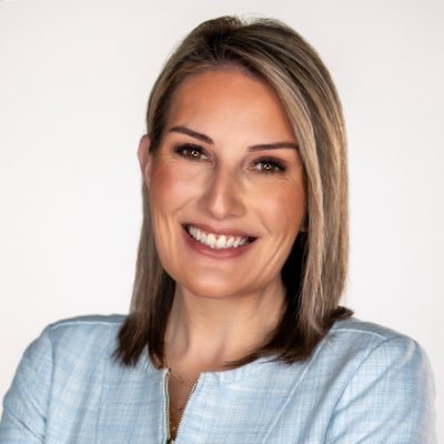 Dem strategist. Crisis communicator. Cable news talker. Fluent in Bravo & true crime. Most importantly a sweet snack enthusiast. Sacramento native.