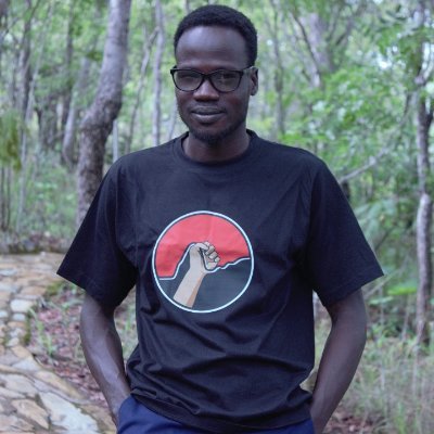 @RCCA_Youth Founder & Director || Art Everywhere's 2023 Modest Goat Prize || Writer & journalist mentee || Climate & Environment Advocate |https://t.co/mlhz2ORWm7