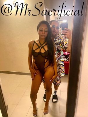 🔞NSFW|Content Director 📹🎬 @Freaks4AllPro Photographer @Melanin_Wins 📸#Reality2Porn|Tested 🧪8/25 https://t.co/3HkyaAGXnX