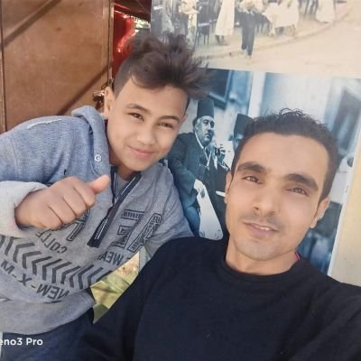 بحاول ابقى كويس مع كل الناس