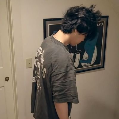 chiminiiiieeee's profile picture. Still here inside the magic shop.