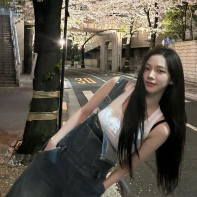 g2nitey's profile picture. Taylor's version