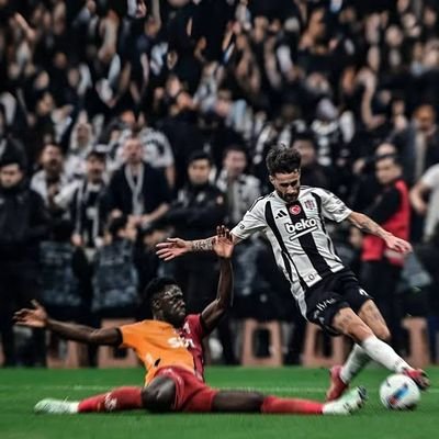 Takipler davet amaçlıdır gt yapın. Sonradan değil doğuştan Beşiktaş'lıyım 🦅