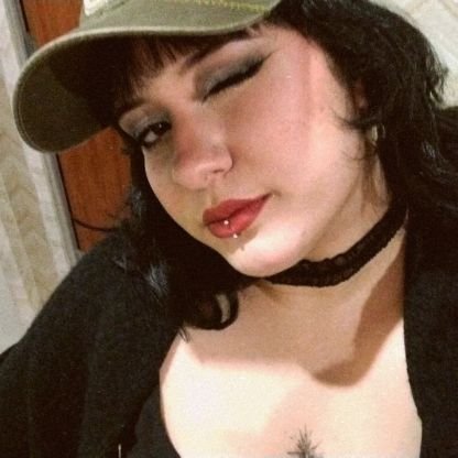 cadeira cativa em buteco e fa de sapatos feios
