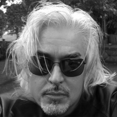 washed up semi-pro football player, 80's & 90's Chicago streetballer,  Saluki4Life #UnionStrong  #IStandWithUkrain  #GunReformNow #ResistTrump