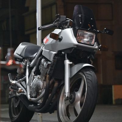 Momo_ktn333's profile picture. カタナ250
RZ50