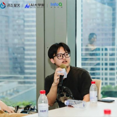 _HIT_SZ_'s profile picture. 一支烟花AI社区核心成员
三个软硬件开发团队负责人
AI硬件创业ing
三本00后、工作一年变现百万+

出海寻找同频、分享创业认知
部分平台：AI山脚学长
vx： hitpg_