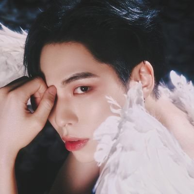 bx's pretty boi📎🩷😗#CIX ,#GIDLE ,#BAEJINYOUNG #CIX_IS_FIVE @yonghe3luver 's favorite fix and @kiofs_fav mentally insane bestie
