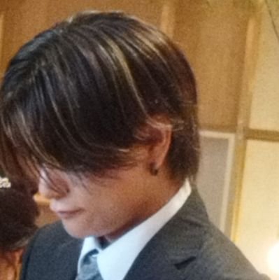 REO19320's profile picture. #暇な人 
趣味︰総合格闘技 ボクシング